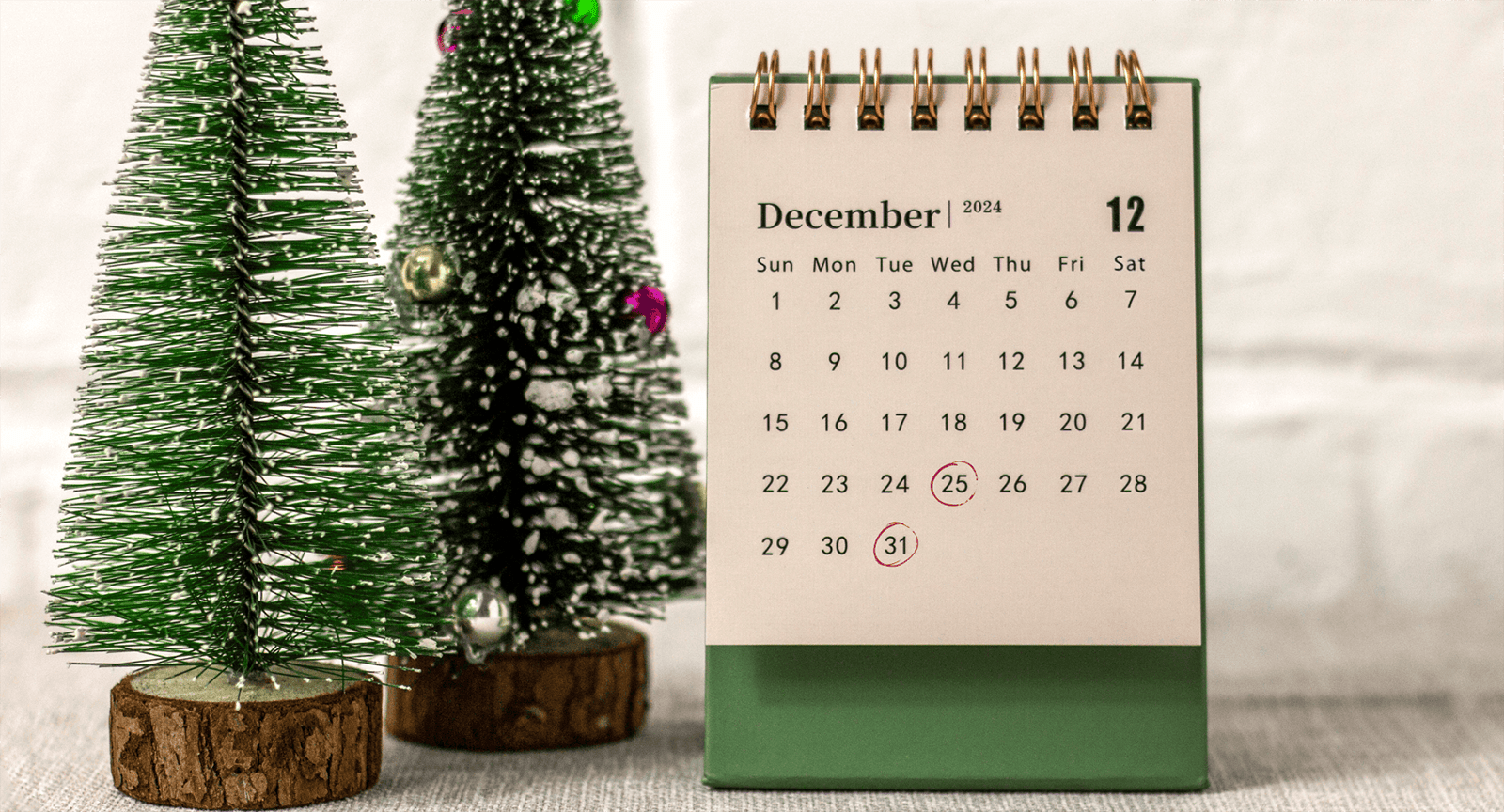 Holiday schedule for gift card delivery