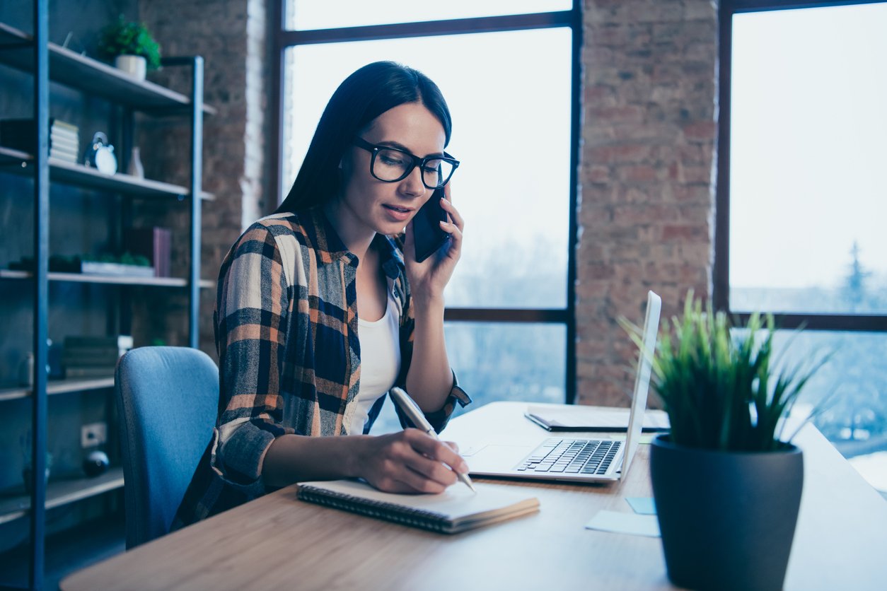 employees-remotely-working